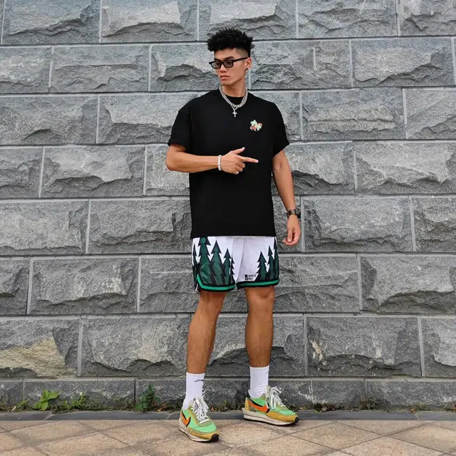 CHARLIE GOLF