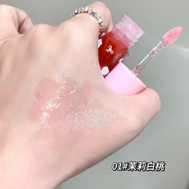 莎琪诺 莹润嘟嫩水感唇蜜 水光 细闪玻璃唇不沾杯