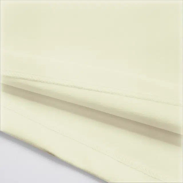 U T