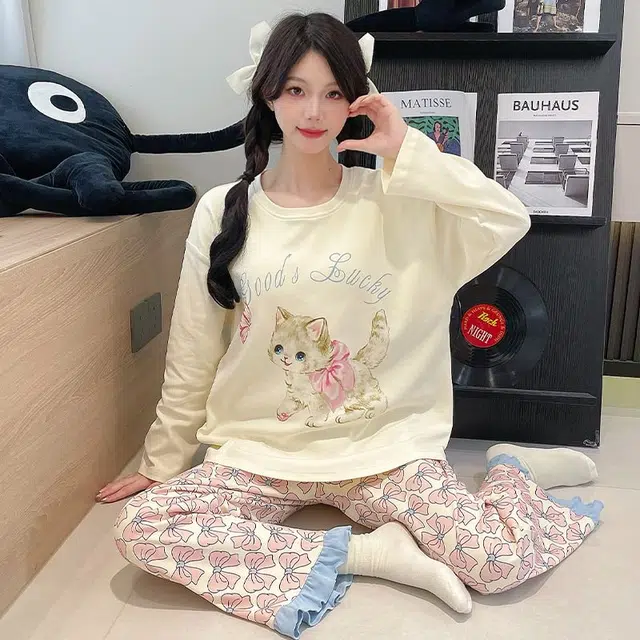 草本初色 卡通图案套头带胸垫长袖长裤甜美宽松休闲可外穿家居服睡衣套装 女款 组合装