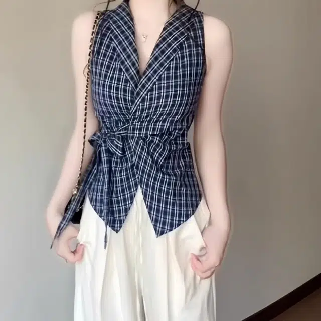 V T