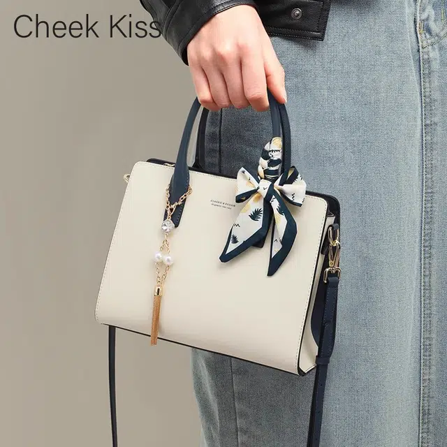 cheekkiss