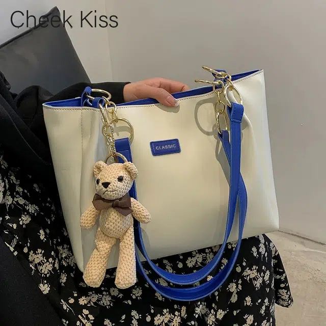 cheekkiss