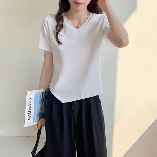 AWAO V T