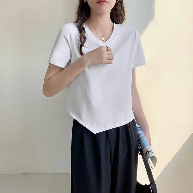 AWAO V T