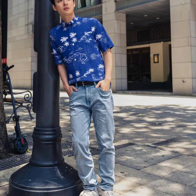 纤丝鸟 舒适休闲百搭复古短袖衬衫 男女同款 蓝色