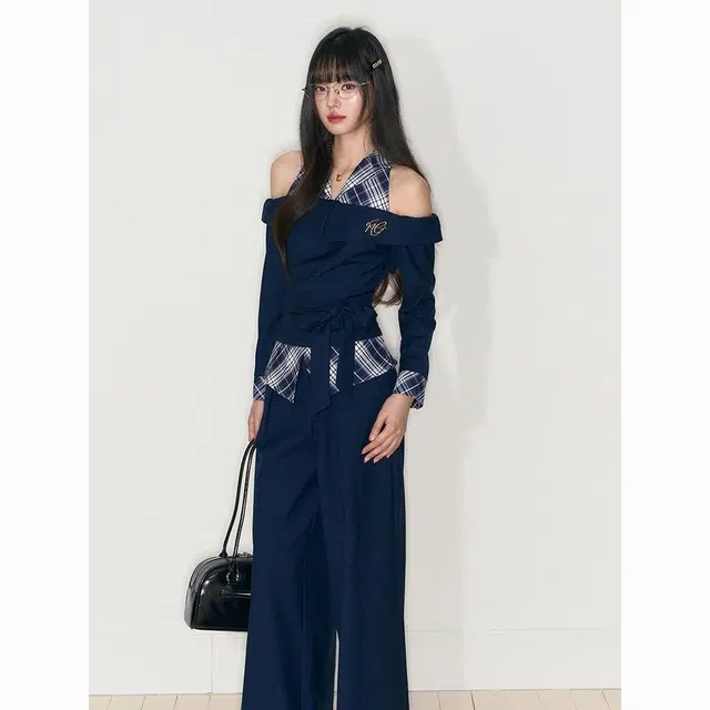纤丝鸟 美式撞色格纹拼接挂脖设计感绑带露肩长袖上衣宽松百搭长裤两件套裙装套装 女款