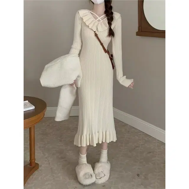 纤丝鸟 法式温柔风荷叶领收腰修身包臀长裙长袖连衣裙 女款