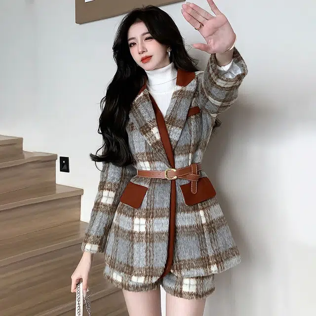 纤丝鸟 气质高级感收腰长袖外套法式设计感短裤两件套裙装套装 女款