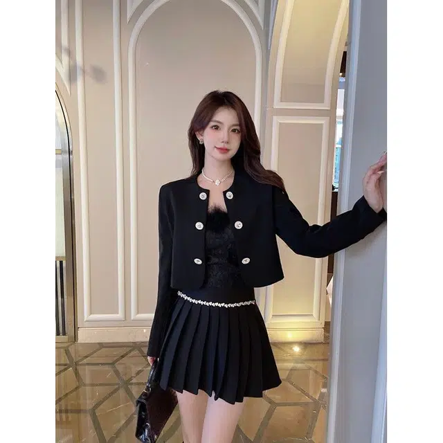 纤丝鸟 名媛时髦气质短款双排扣小香风显瘦休闲截短外套 女款