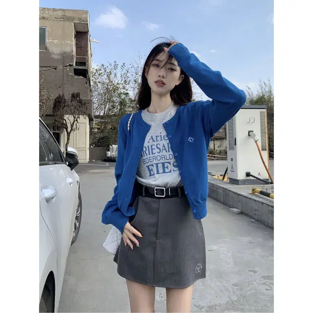 纤丝鸟 甜美小香风韩系短款设计感修身显瘦长袖百搭针织衫 女款