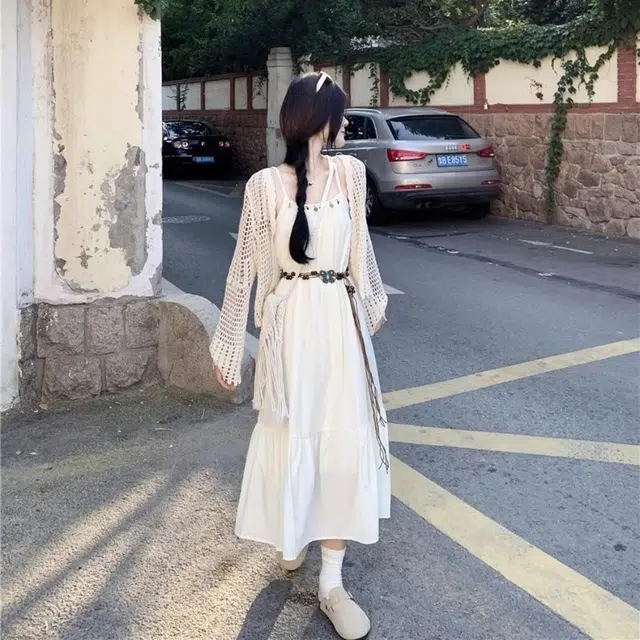纤丝鸟 波西米亚风复古度假风褶皱设计感露背裙装套装 女款