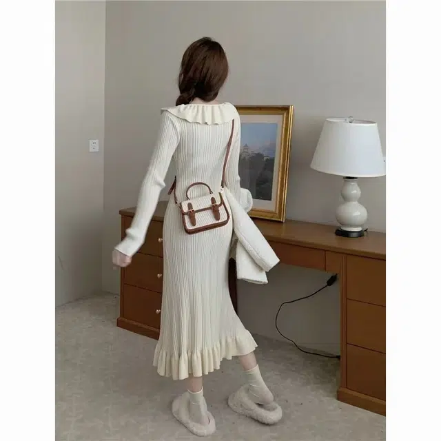 纤丝鸟 法式温柔风荷叶领收腰修身包臀长裙长袖连衣裙 女款