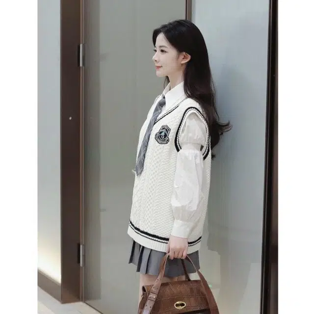 纤丝鸟 三件学院风针织背心女叠穿百搭马甲泡泡袖衬衫辣妹百褶裙裙装套装 女款