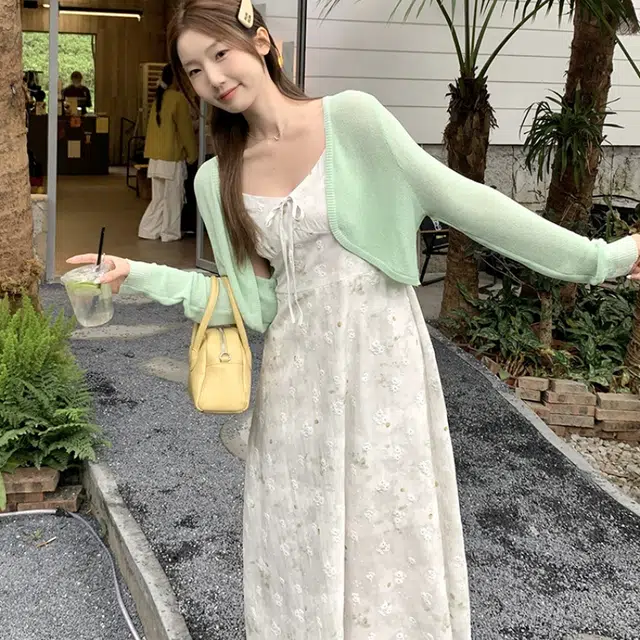 纤丝鸟 法式碎花甜美小清新设计别致百搭时尚外搭吊带连衣裙裙装套装 女款