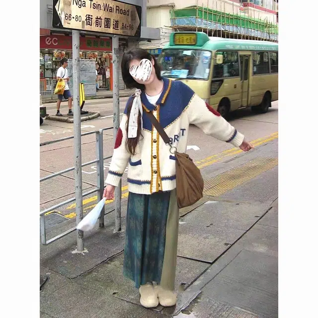 纤丝鸟 复古设计美式小众宽松感时尚舒适针织衫 女款