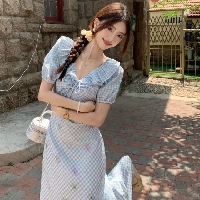 纤丝鸟 法式清新甜美风格纹别致收腰泡泡仙女碎花短袖连衣裙 女款