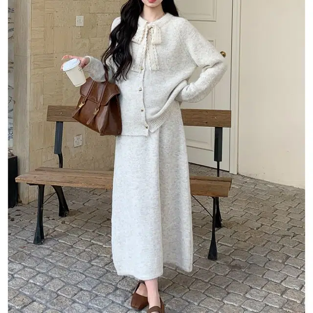 纤丝鸟 韩系气质减龄甜美小香风宽松舒适百搭长袖连衣裙 女款