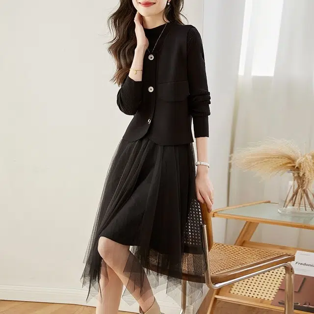 纤丝鸟 小香风高级气质马甲套装宽松显瘦长袖连衣裙 女款