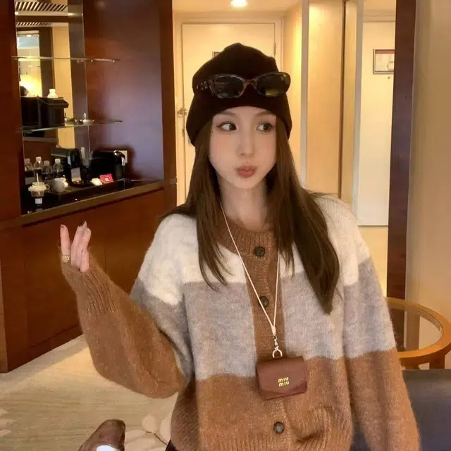 纤丝鸟 舒适时尚条纹撞色设计韩系慵懒感百搭复古上衣针织衫 女款