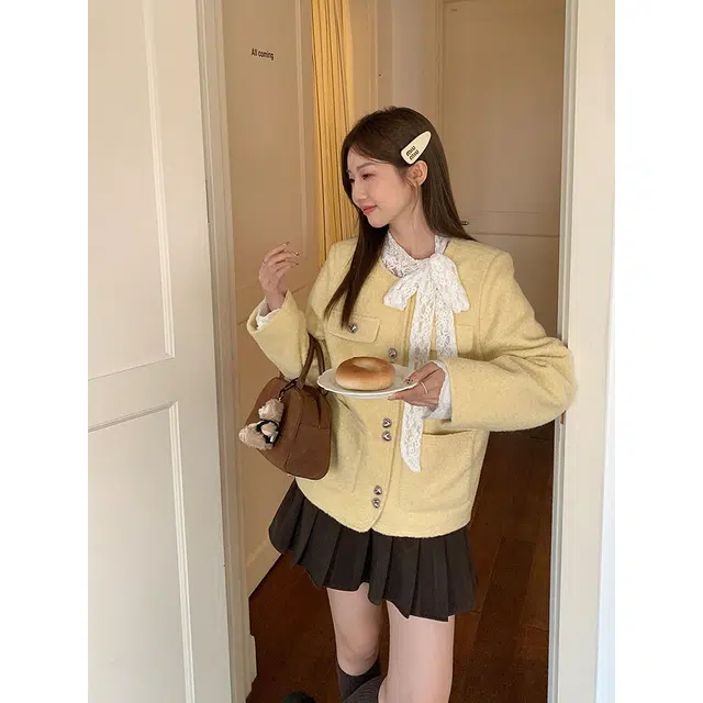 纤丝鸟 圆领小香风甜美宽松遮肉气质短款上衣截短外套 女款