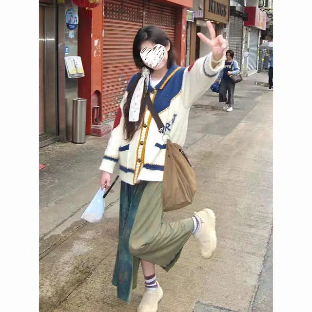 纤丝鸟 复古设计美式小众宽松感时尚舒适针织衫 女款