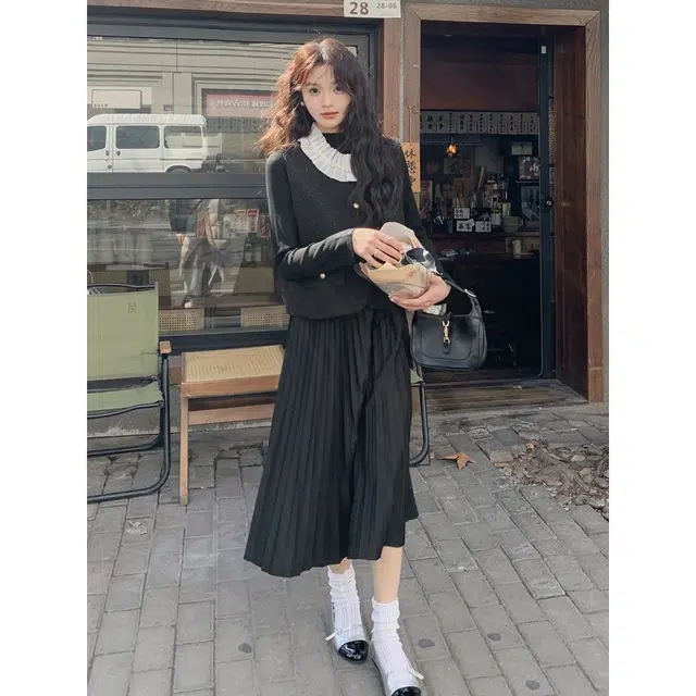 纤丝鸟 法式马甲长裙气质修身显瘦两件套长袖连衣裙 女款