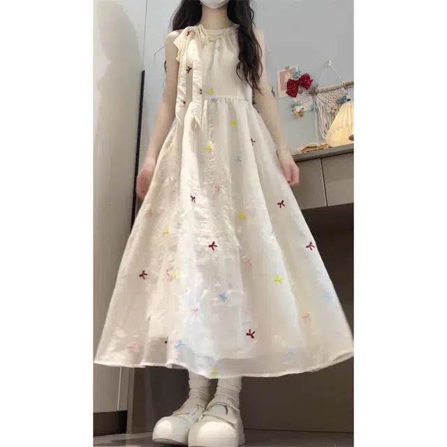 纤丝鸟 碎花法式收腰蝴蝶结甜美温柔露肩显瘦气质百搭无袖连衣裙 女款