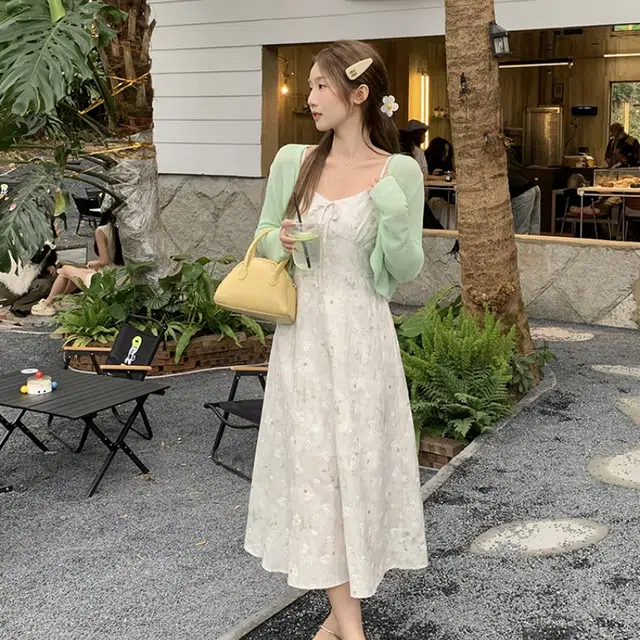 纤丝鸟 法式碎花甜美小清新设计别致百搭时尚外搭吊带连衣裙裙装套装 女款