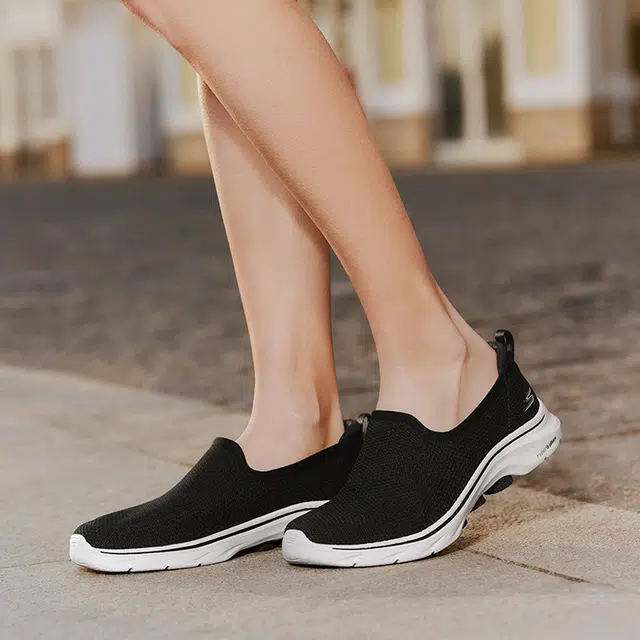 Skechers GO WALK 7