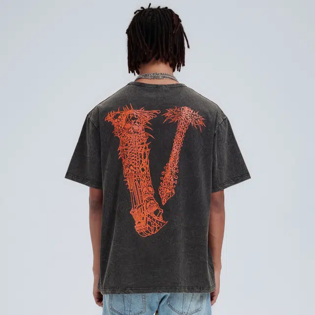 VLONE V T