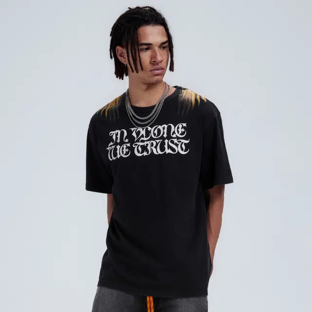 VLONE V T