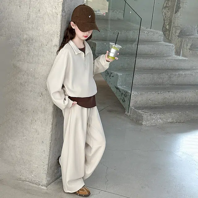 MUMUWU HOUSE 2025polo