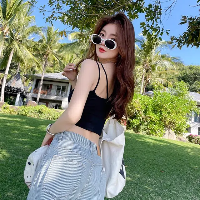 黑恐龙 双肩带美背短款纯色简约舒适吊带 女款