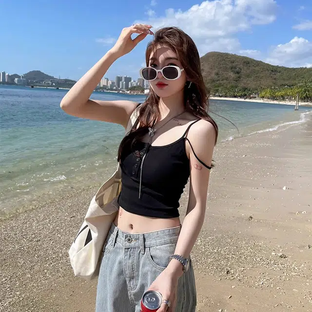 黑恐龙 双肩带美背短款纯色简约舒适吊带 女款