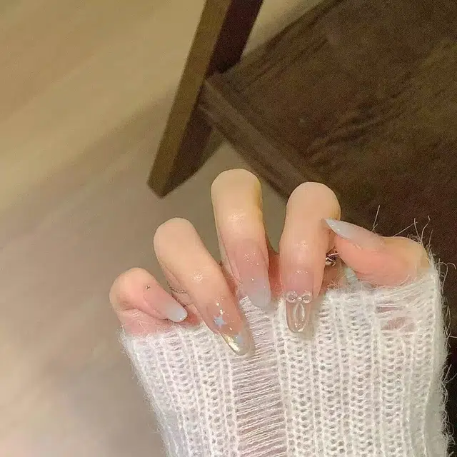 嘉比兔 猫眼渐变温柔奶蓝蝴蝶结星星美甲晕染高级手工穿戴甲显白指甲贴片  杏仁浅色晕染 可爱