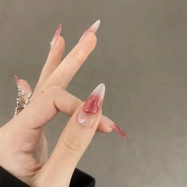 嘉比兔 穿戴甲长款腮红渐变蜜桃美甲贴片高级感晕染气质显白甲片  杏仁浅色裸色 可爱