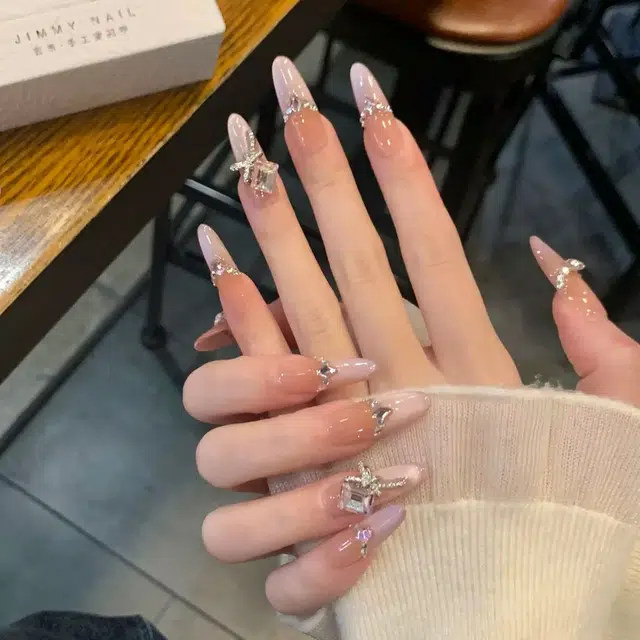 嘉比兔 甜欲氛围感冰透粉系猫眼美甲高级指甲贴假指甲手工美甲穿戴甲  长款浅色裸色 可爱