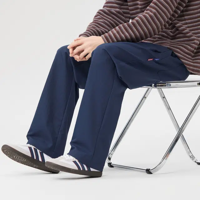 华夏儿女 美式街头复古纯色通勤松紧腰宽松直筒垂感长裤日常出街运动透气舒适柔软亲肤学院风阔腿裤休闲裤 男款