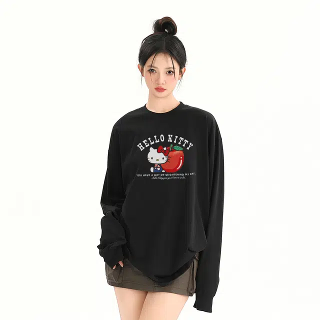 Sanrio x Hello Kitty T