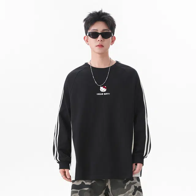 Sanrio x Hello Kitty T