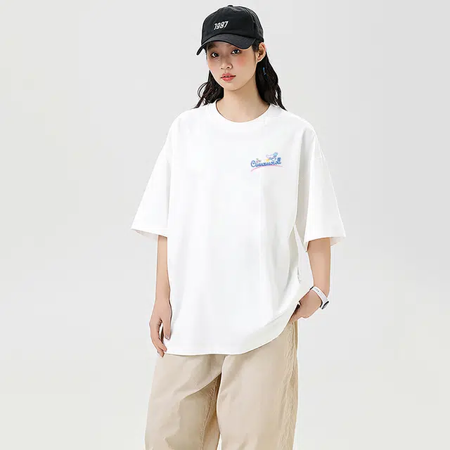 Sanrio Cinnamoroll T