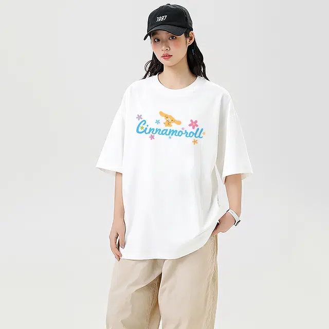 Sanrio Cinnamoroll T