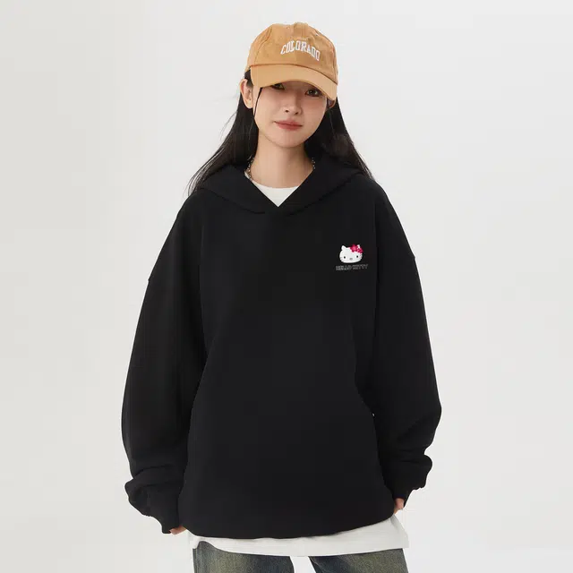 Sanrio x HelloKitty SS25