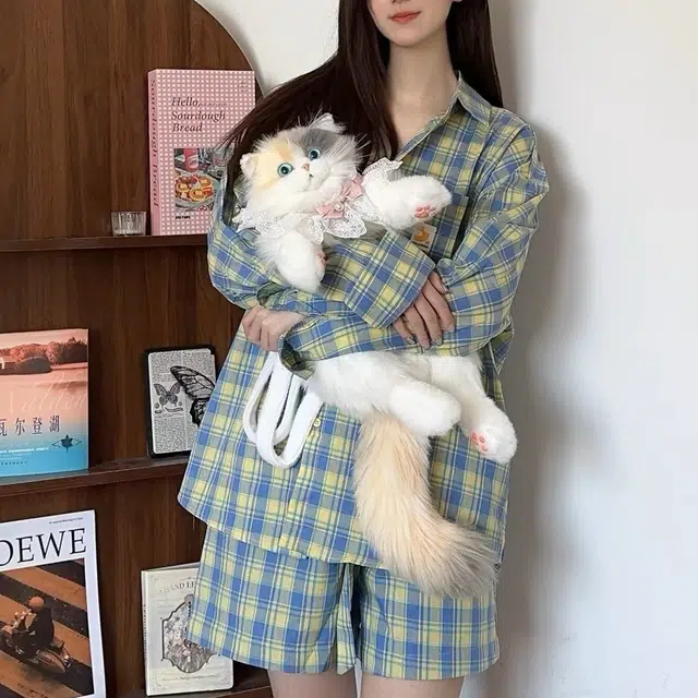 28cm
