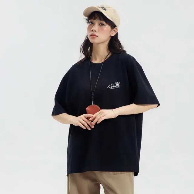 Airwalk T