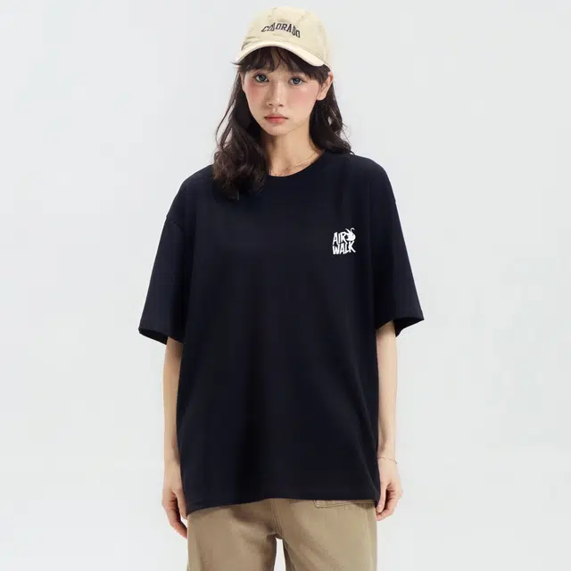 Airwalk T