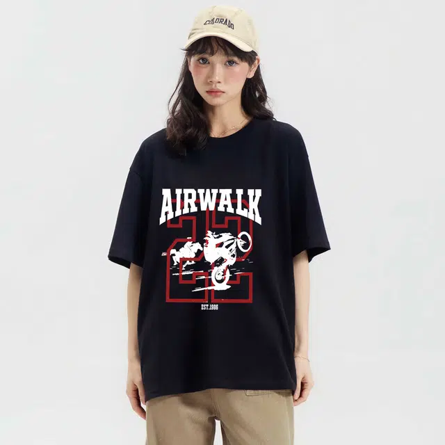 Airwalk T