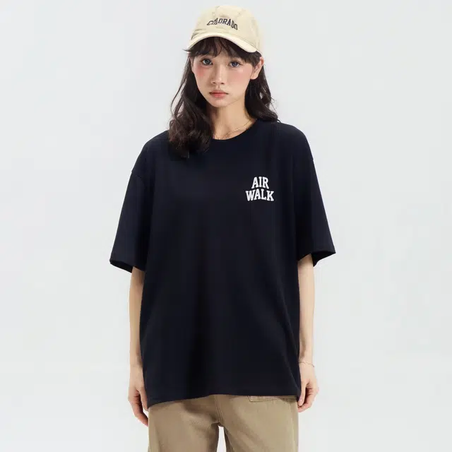 Airwalk T