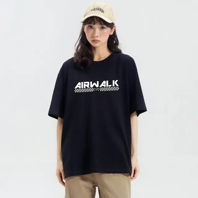 Airwalk T